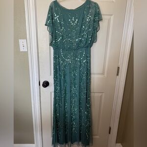 Adrianna Papell Green Sequin Flutter Sleeve Maxi Dress
